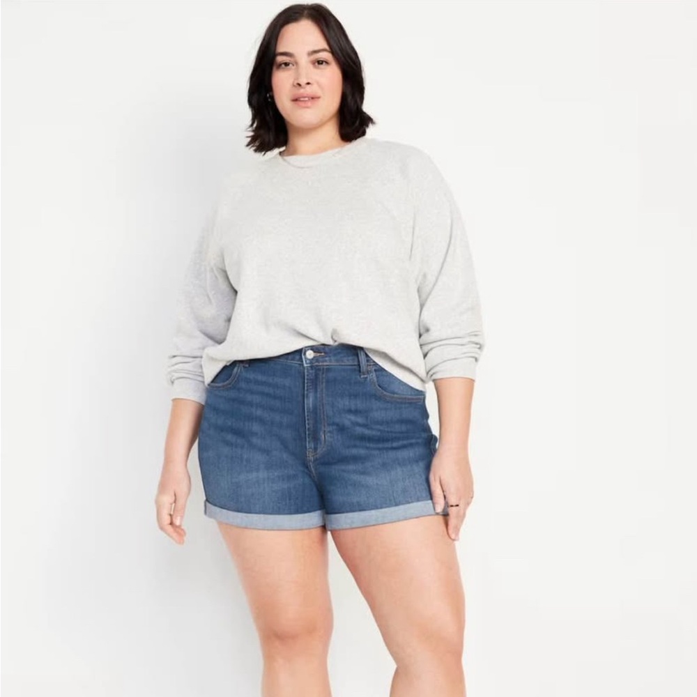 ⭐️ 2/$15 SALE ⭐️ - Old Navy Classic Blue Denim Shorts